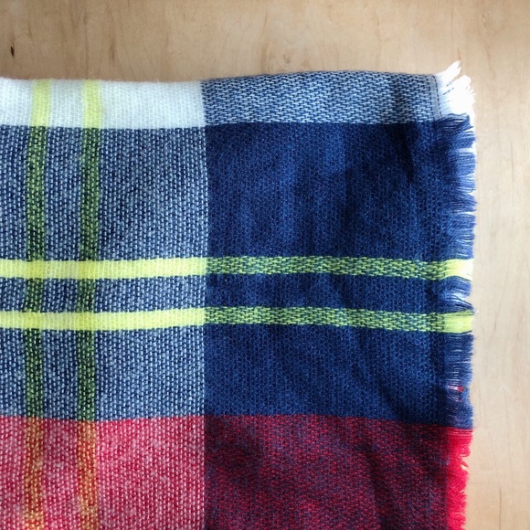 NWT ZARA Soft Plaid Blanket Scarf - Picture 1 of 3